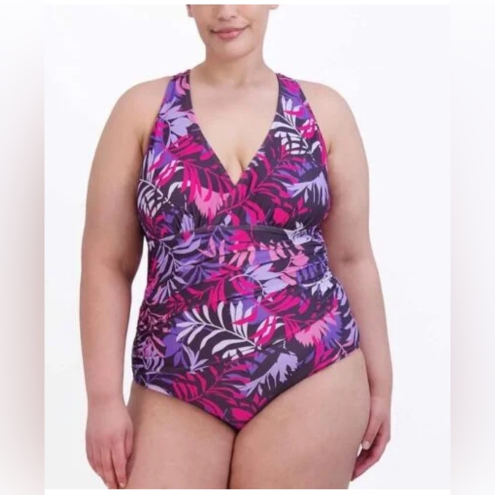Eddie Bauer Ladies Ruched Shaping Swimsuit